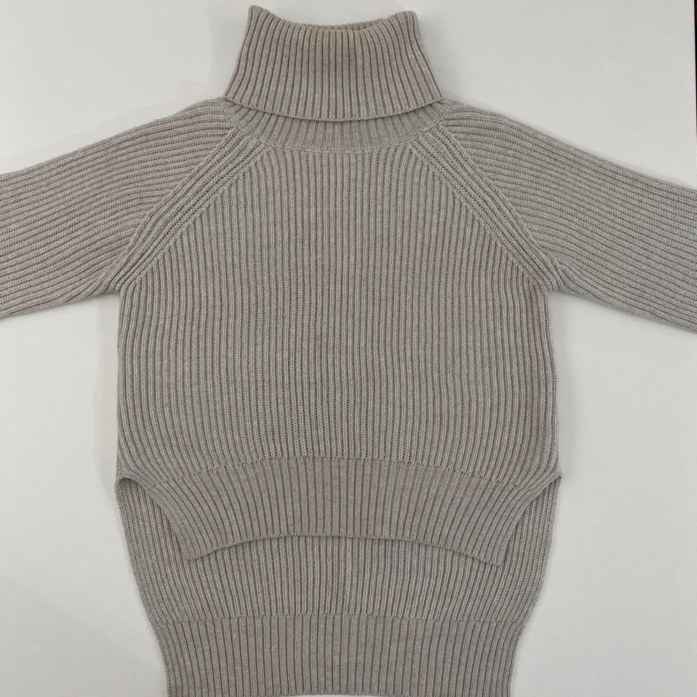 Aritzia Wilfred Lin Sweater - Picture 9 of 9